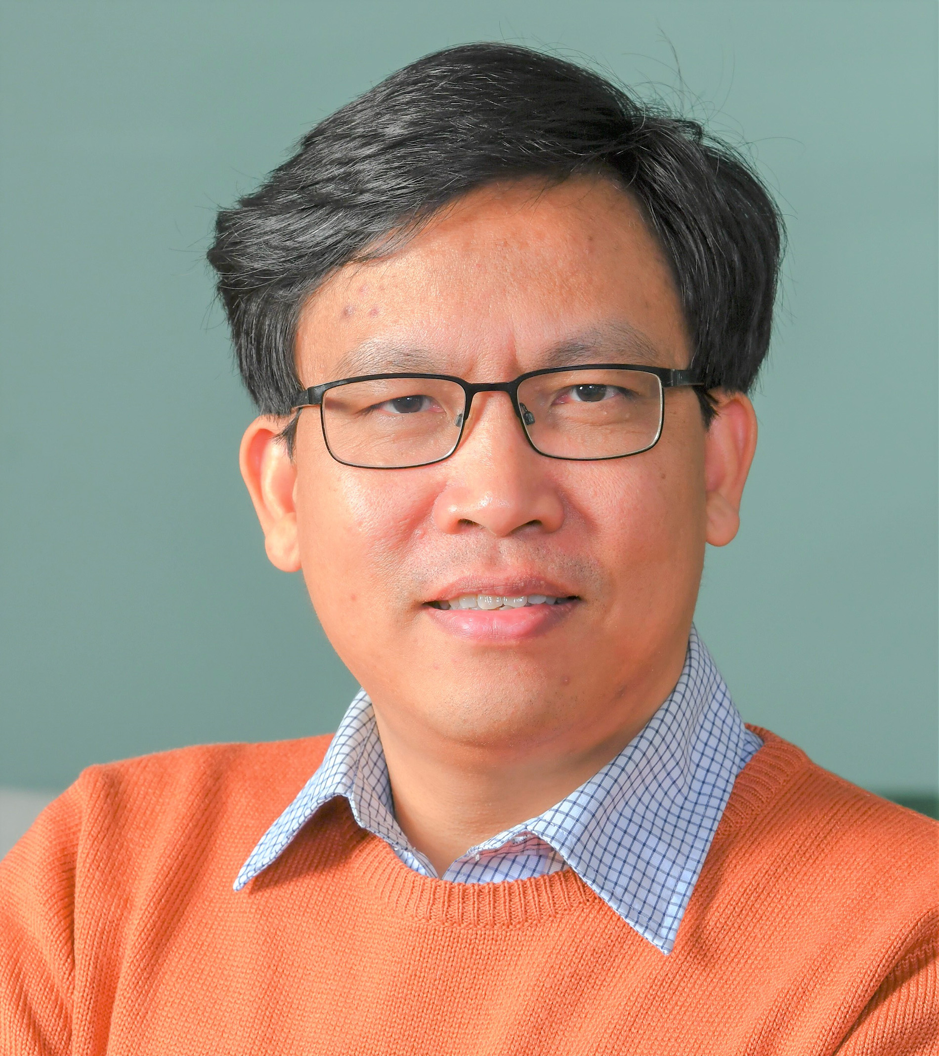 GS TS Trần Thế Truyền
