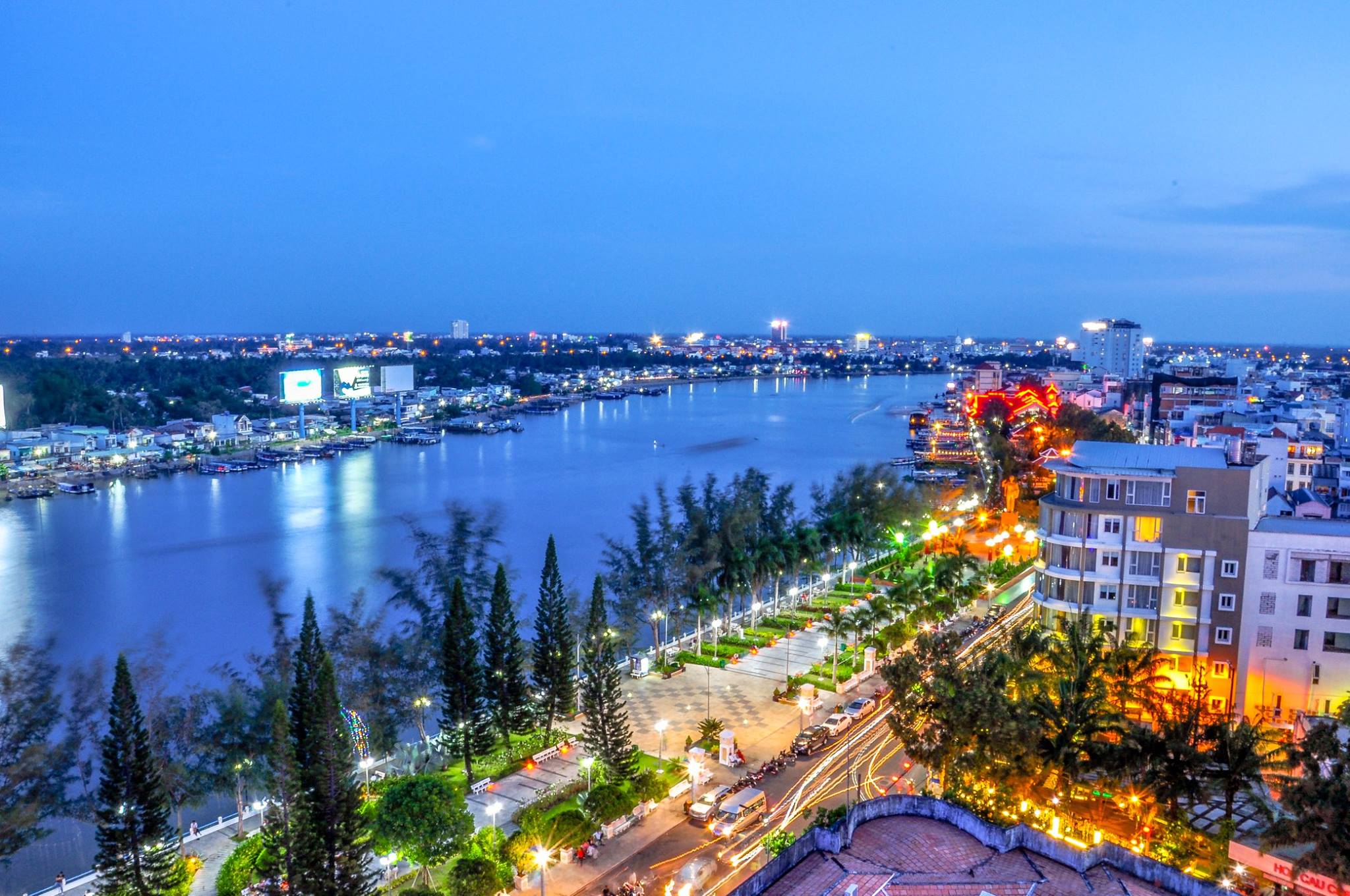 Bến Ninh Kiều, Cần Thơ